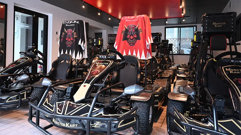 MONSTER KART